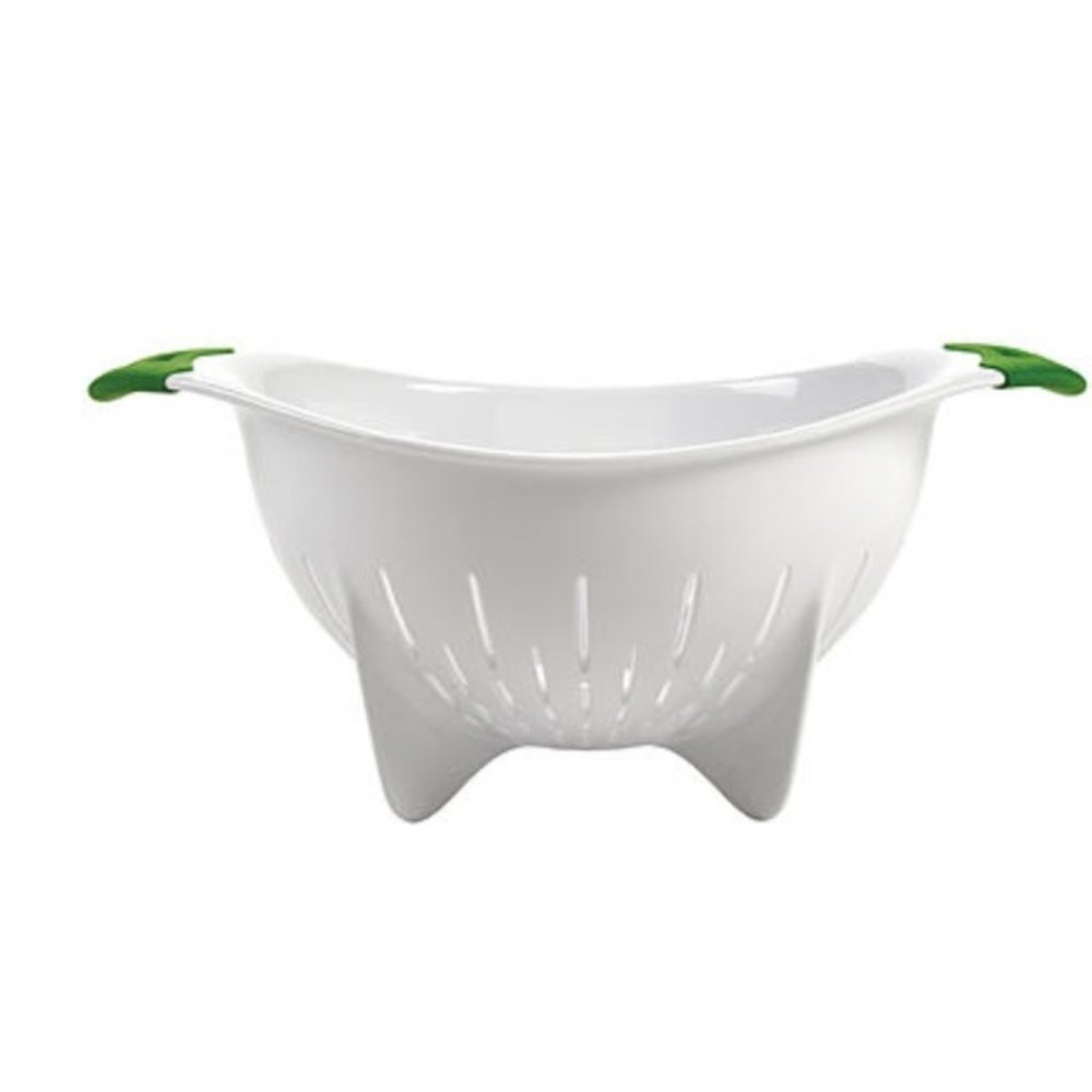 OXO‎ Plastic Colander with Handles